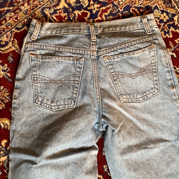 Vintage Distressed Mom Jeans - Picture 5 of 5